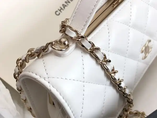 First bag ru CHANEL FLAP PHONE HOLDER WITH CHAIN