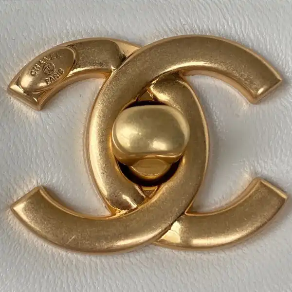 CHANEL FLAP BAG