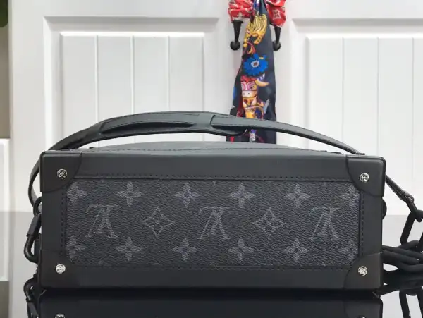 LOUIS VUITTON SOFT TRUNK