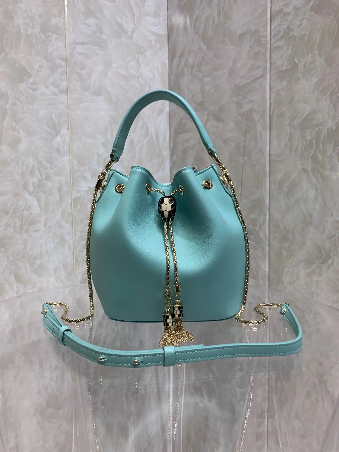 Frstbag ru BVLGARI SERPENTI FOREVER BUCKET BAG