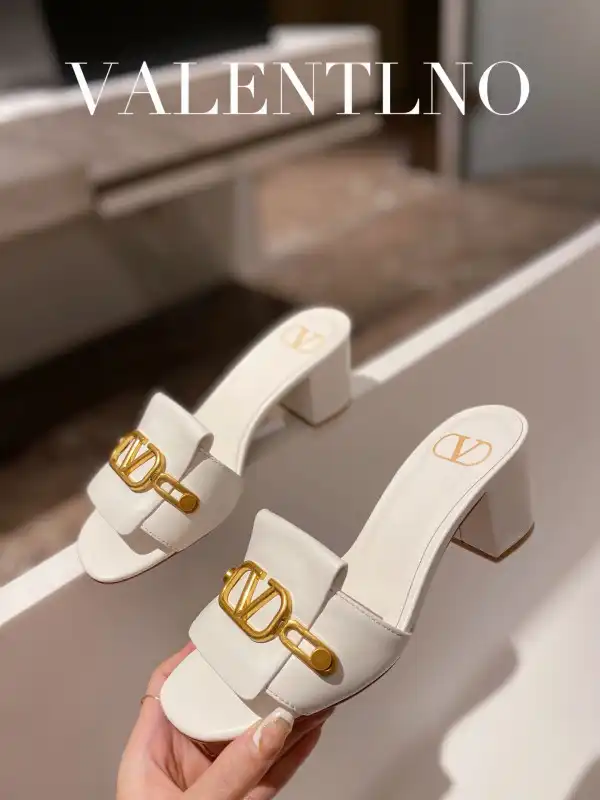 VALENTINO VLOGO SIGNATURE SLIDE SANDAL