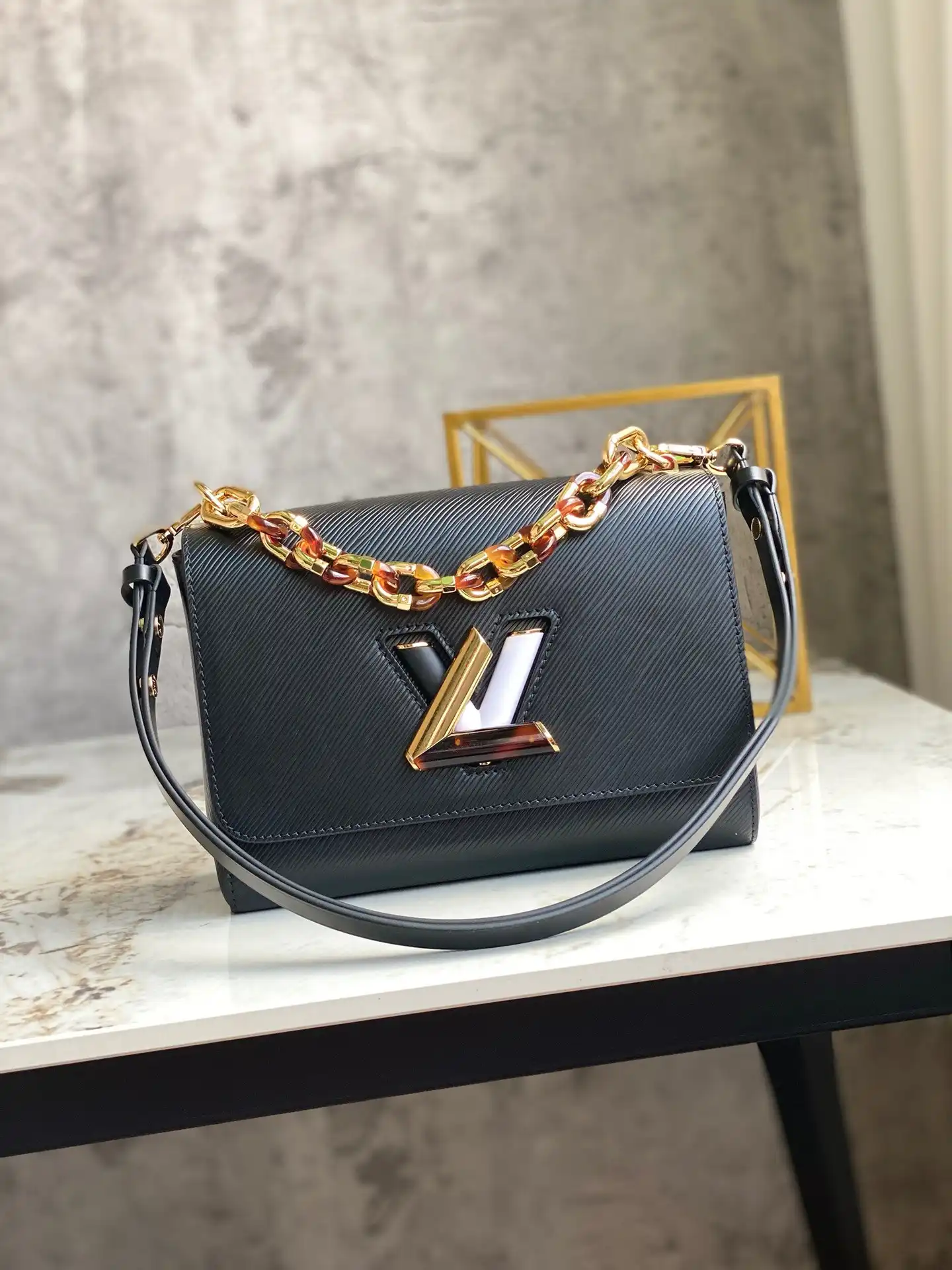 Cheap LOUIS VUITTON TWIST MM