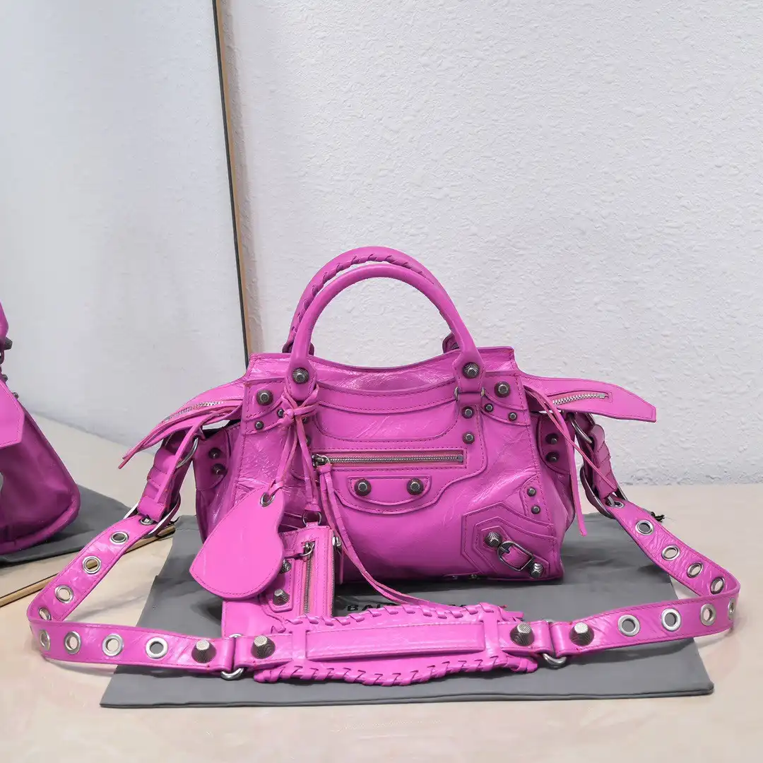 BALENCIAGA NEO CAGOLE XS HANDBAG