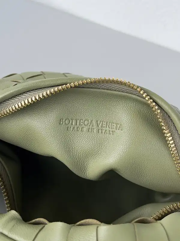 First bag ru BOTTEGA VENETA MINI JODIE