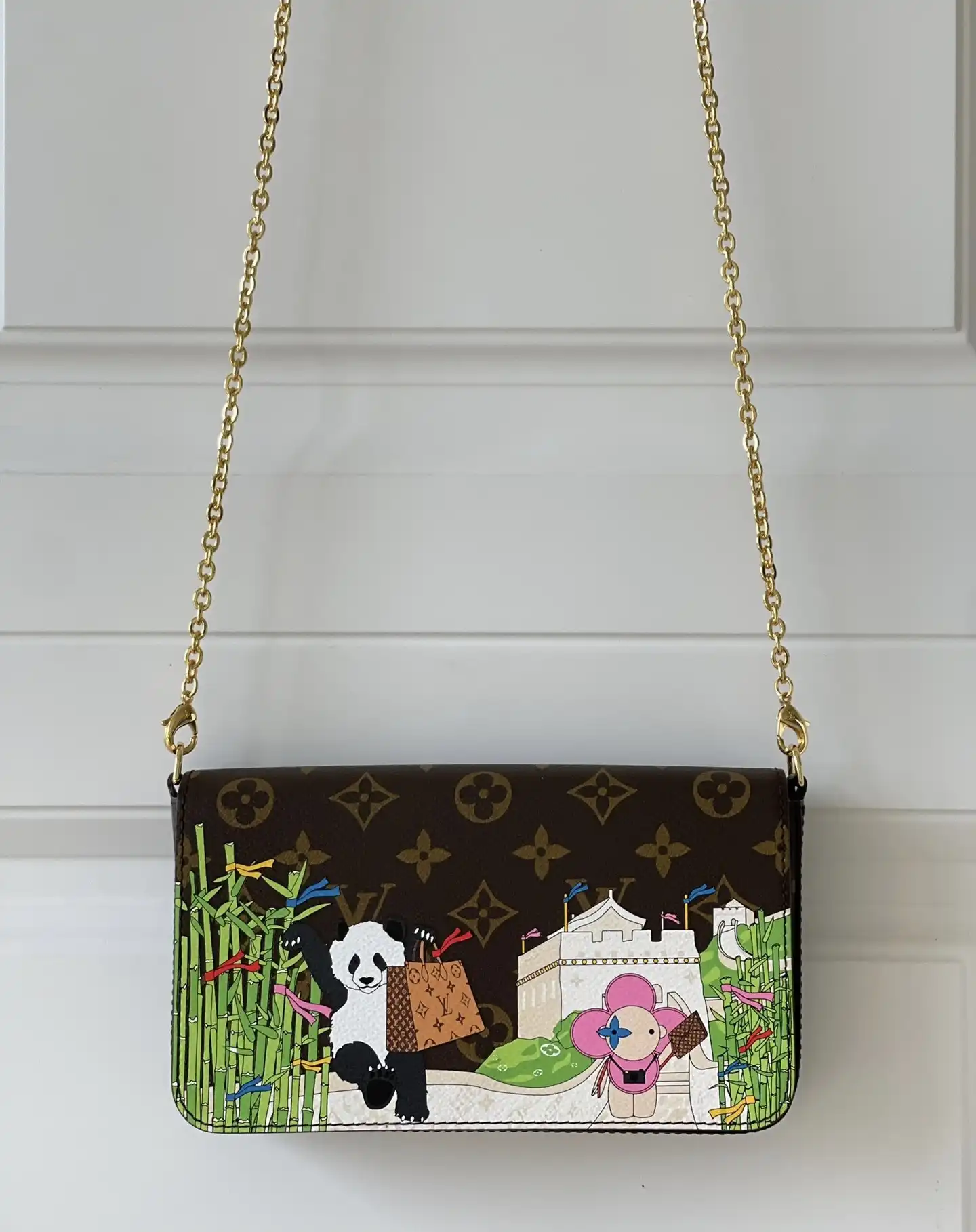 LOUIS VUITTON FÉLICIE POCHETTE