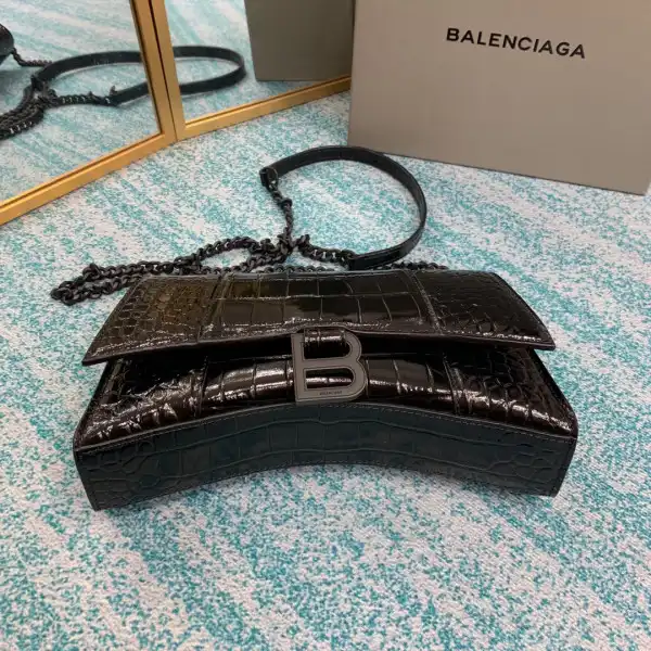 BALENCIAGA  HOURGLASS CHAIN BAG