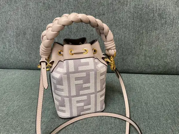 FENDI MON TRESOR-12*18*10CM