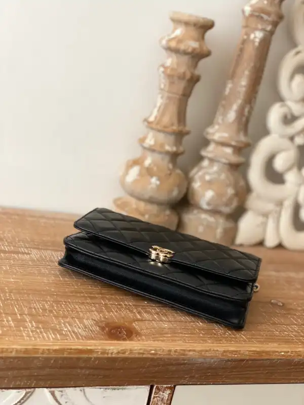 CHANEL WALLET