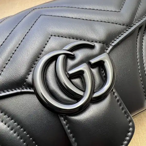 Affordable GUCCI GG Marmont shoulder bag