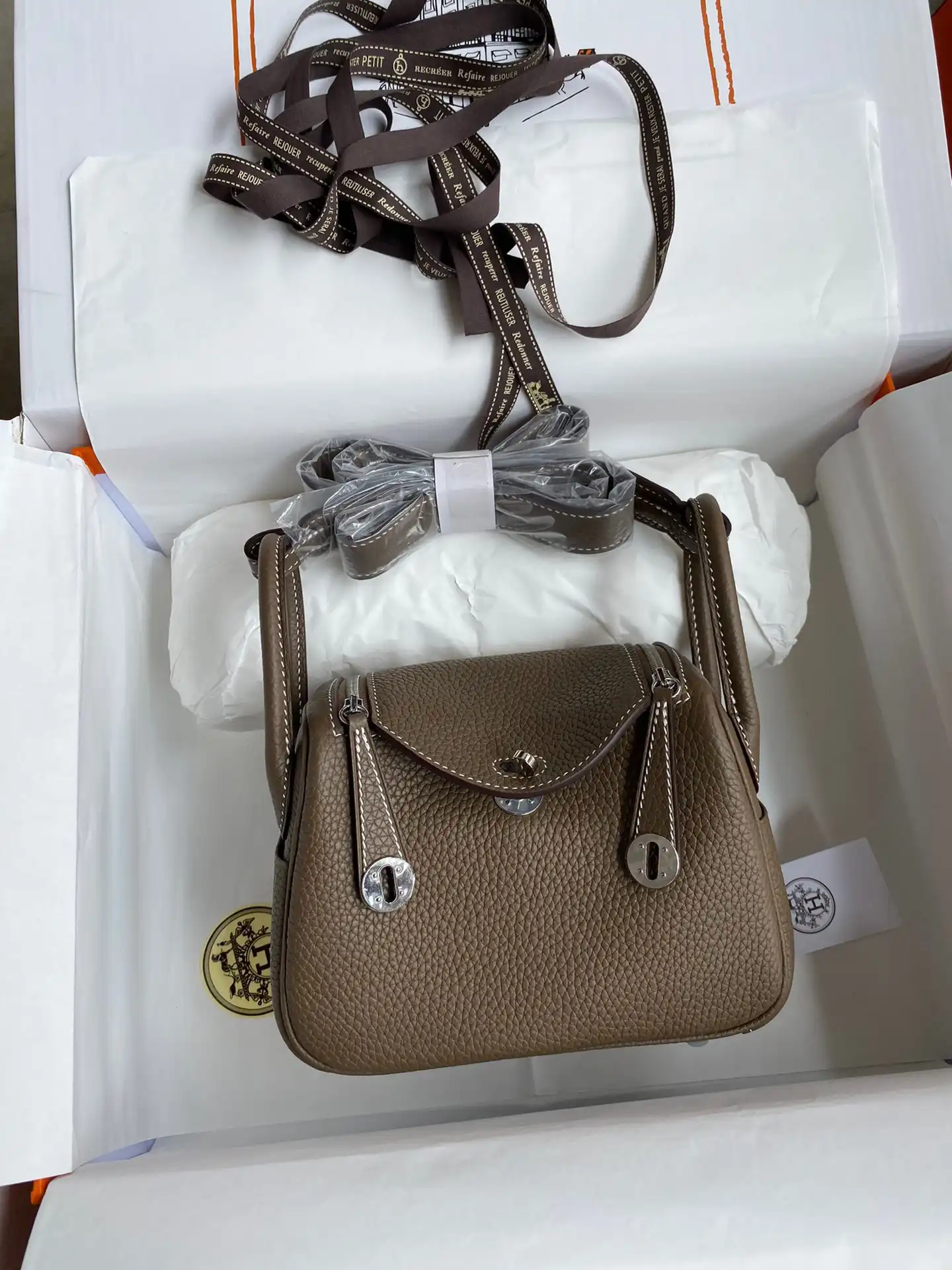 First bag ru HERMES LINDY MINI HANDMADE