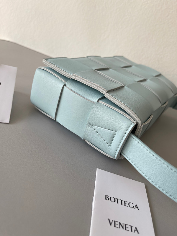 BOTTEGA VENETA CASSETTE