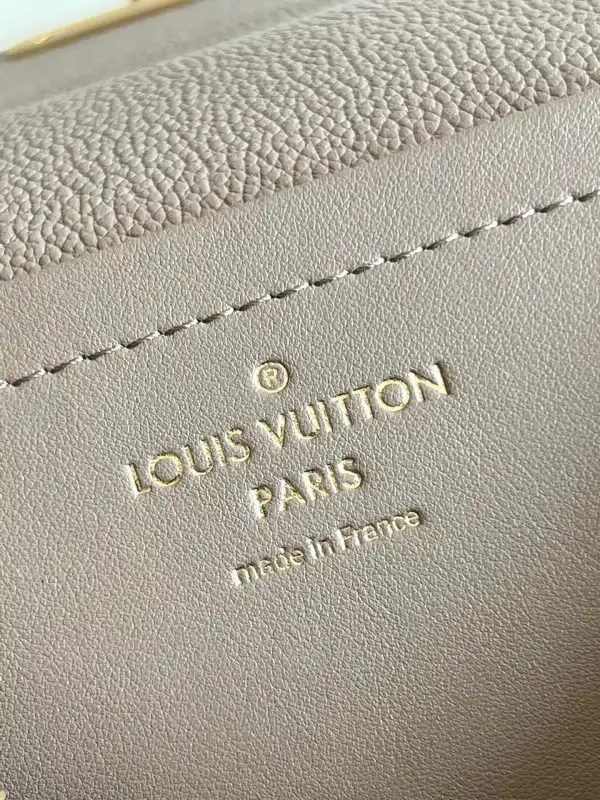 LOUIS VUITTON MARCEAU