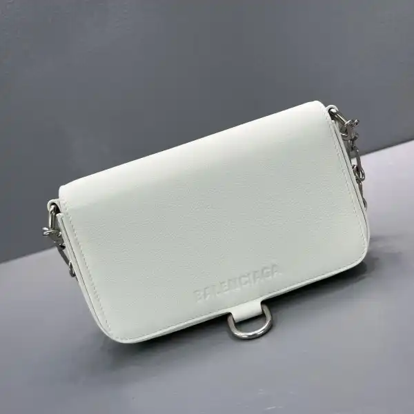 Yupoo bagsoffer BALENCIAGA BONDAGE WALLET WITH CHAIN