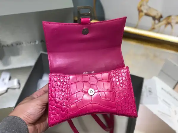 First bag ru BALENCIAGA HOURGLASS