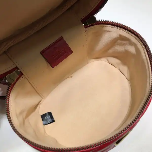 First bag ru GUCCI GG Marmont mini backpack