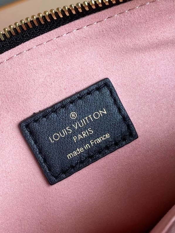 [FREE SHIPPING] LOUIS VUITTON COUSSIN PM