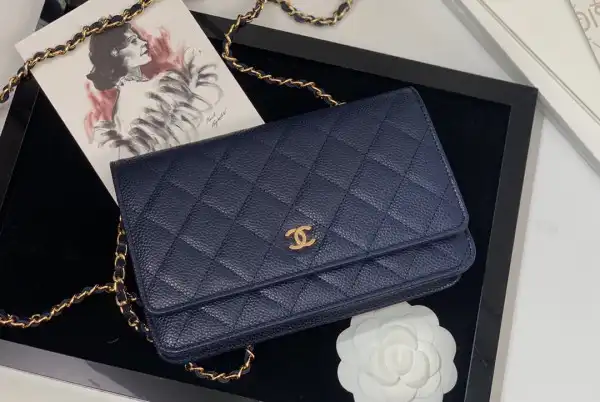 CHANEL CHAIN WALLET CAVIAR WITH GOLD HARDWARE