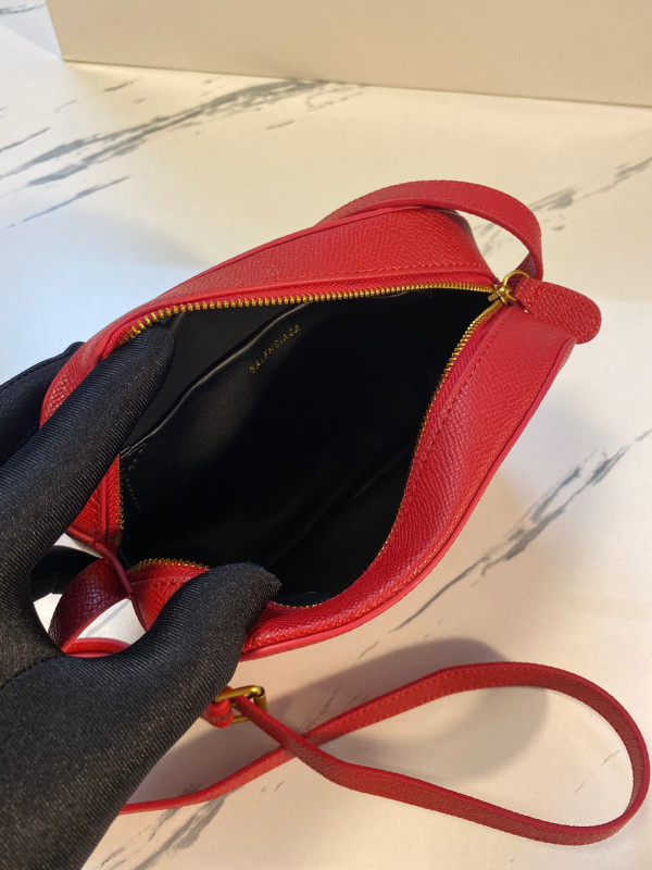 HOT SALE BALENCIAGA EVERYDAY CAMERA BAG XS