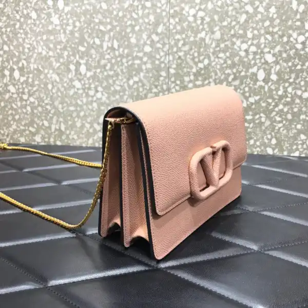 Bagsoffer yupoo VALENTINO VSLING WALLET WITH CHAIN