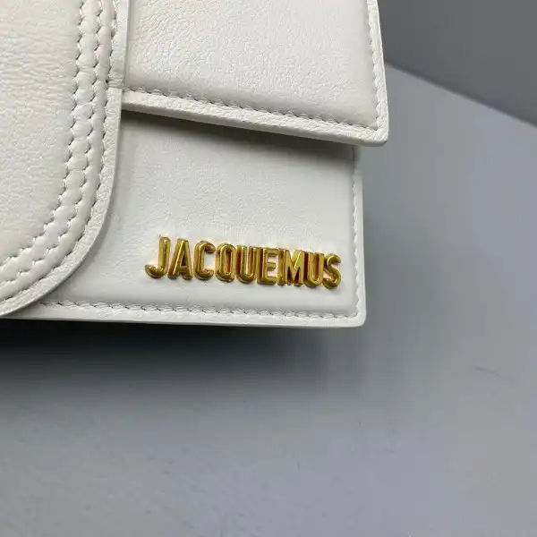 JACQUEMUS Le Bambino