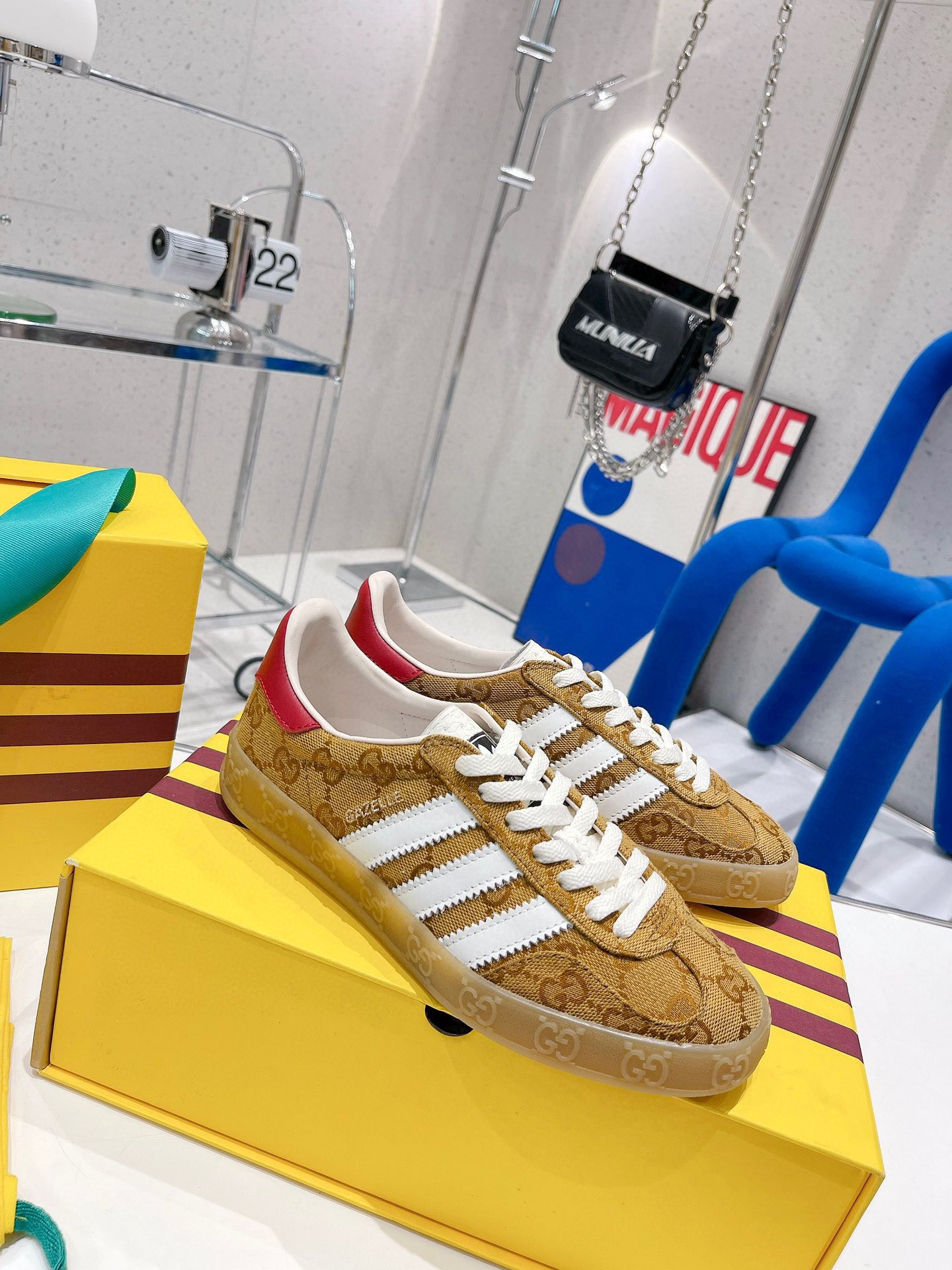 HOT SALE Adidas x Gucci women's Gazelle sneaker