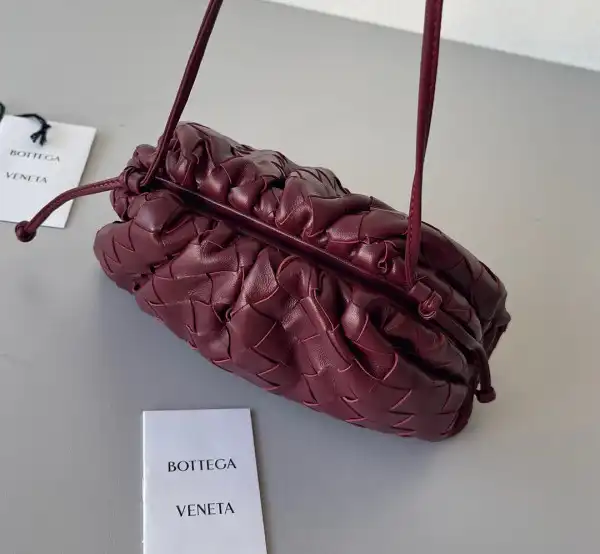 BOTTEGA VENETA MINI POUCH