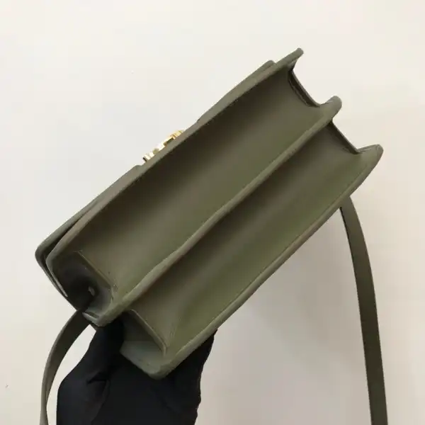 BURBERRY SMALL TB Bag