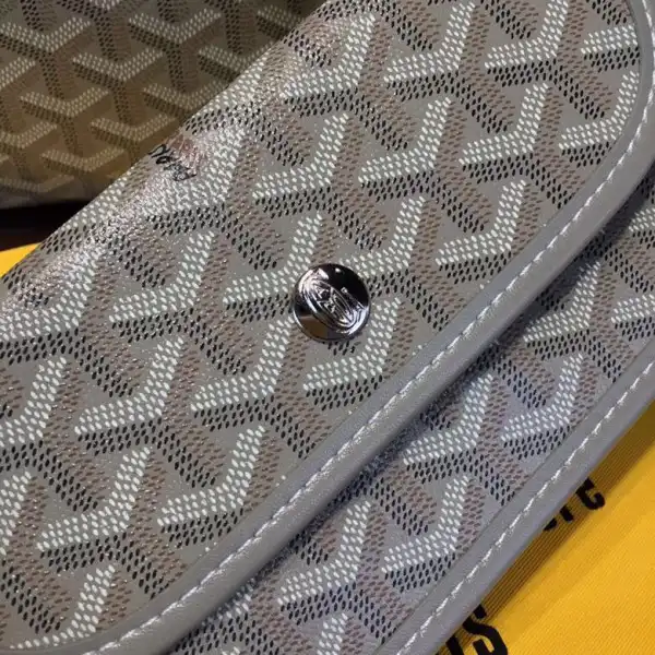 GOYARD TOTE BAG