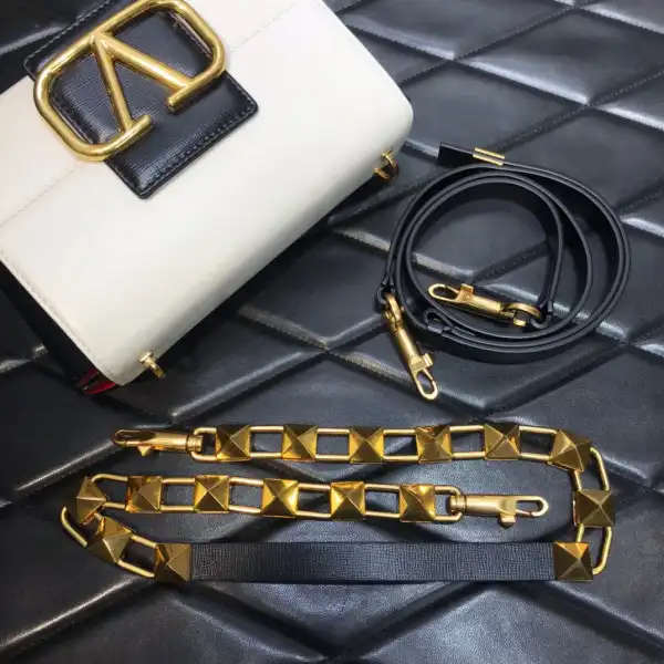 Valentino STUD SIGN SHOULDER BAG