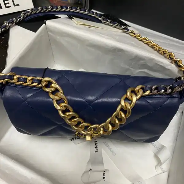 Frstbag ru CHANEL 19 FLAP BAG