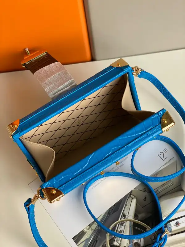 Bagsoffer LOUIS VUITTON PETITE MALLE