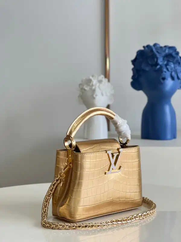 Where to buy Cheap LOUIS VUITTON CAPUCINES MINI