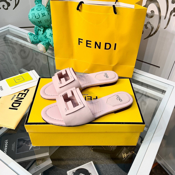 HOT SALE Fendi Signature