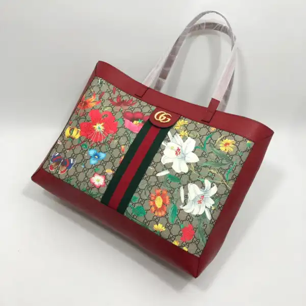 GUCCI GG Supreme Monogram Flora Web Large Ophidia Tote