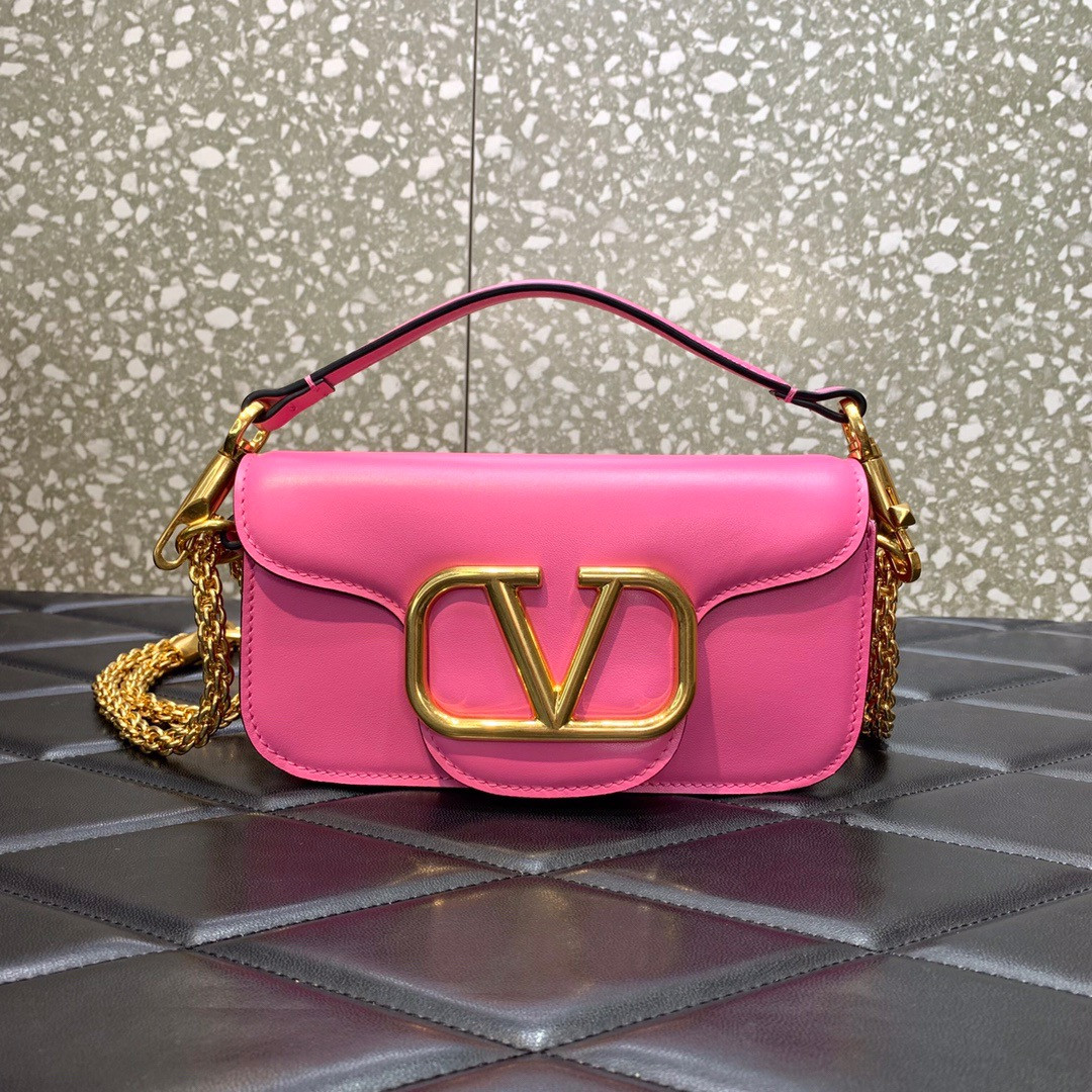 HOT SALE VALENTINO LOCÒ SMALL SHOULDER BAG IN CALFSKIN