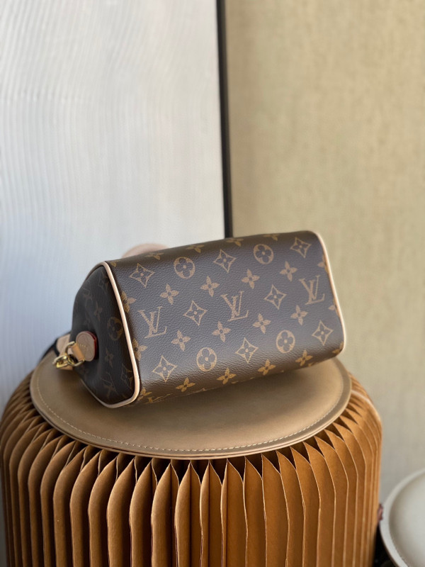 HOT SALE Louis Vuitton SPEEDY BANDOULIÈRE 20