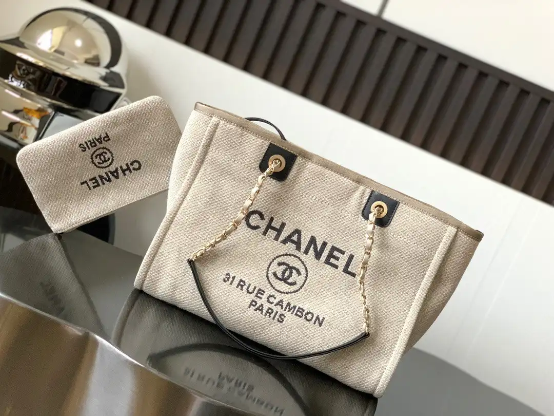 CHANEL SHOPPING BAG