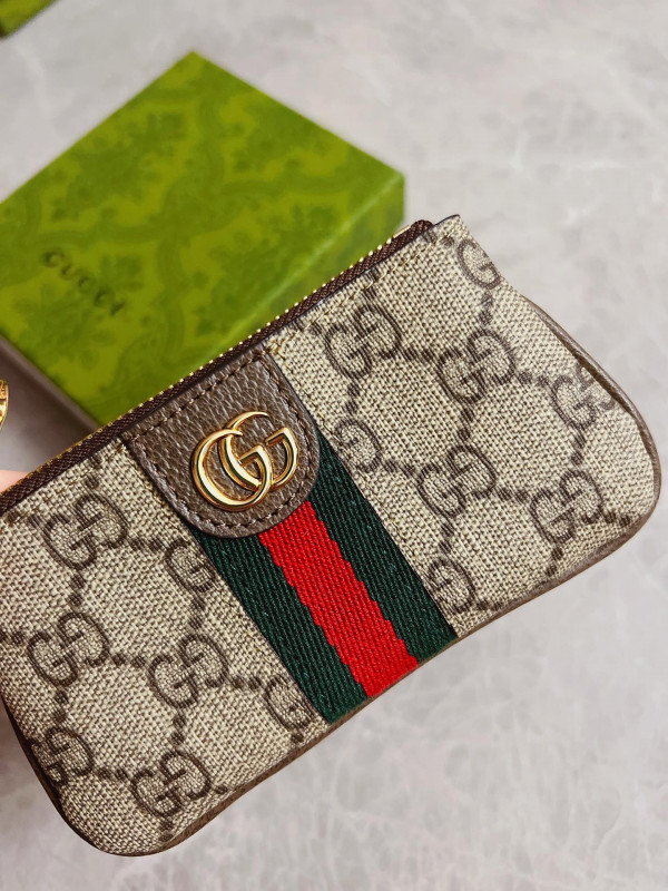 HOT SALE Gucci GG Marmont matelassé key case