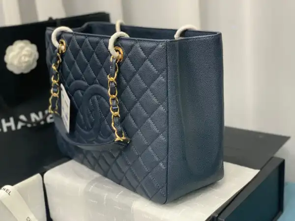 CHANEL TOTE BAG