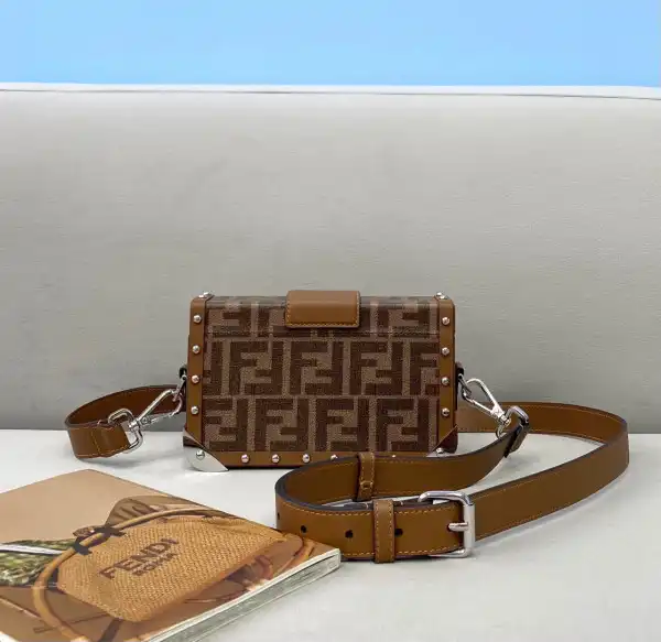 FENDI BAGUETTE TRUNK MINI