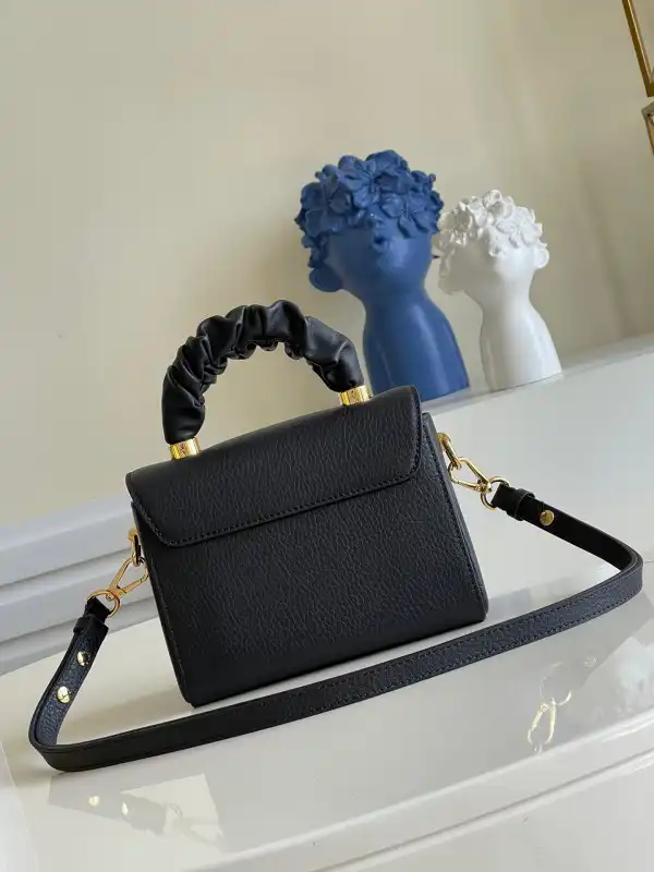 Affordable LOUIS VUITTON TWIST MM