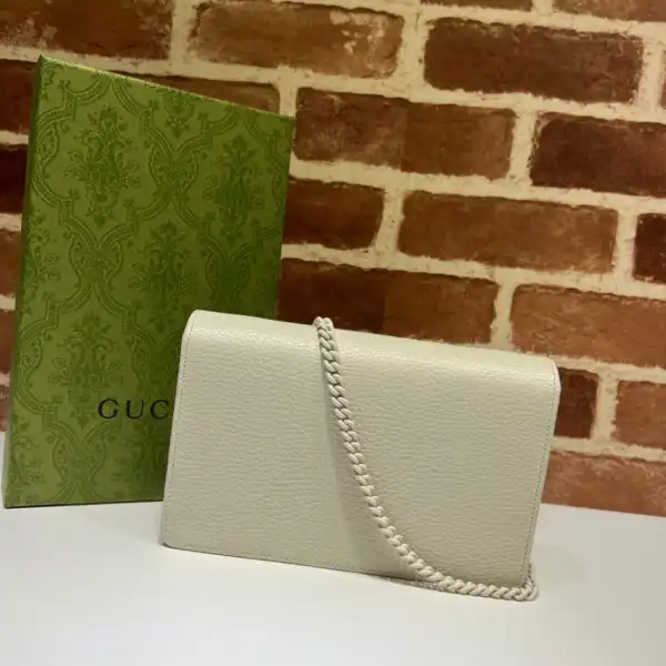 Cheap Gucci GG Marmont chain wallet