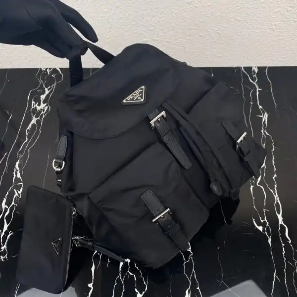 PRADA Re-Nylon medium backpack-32-15-30CM