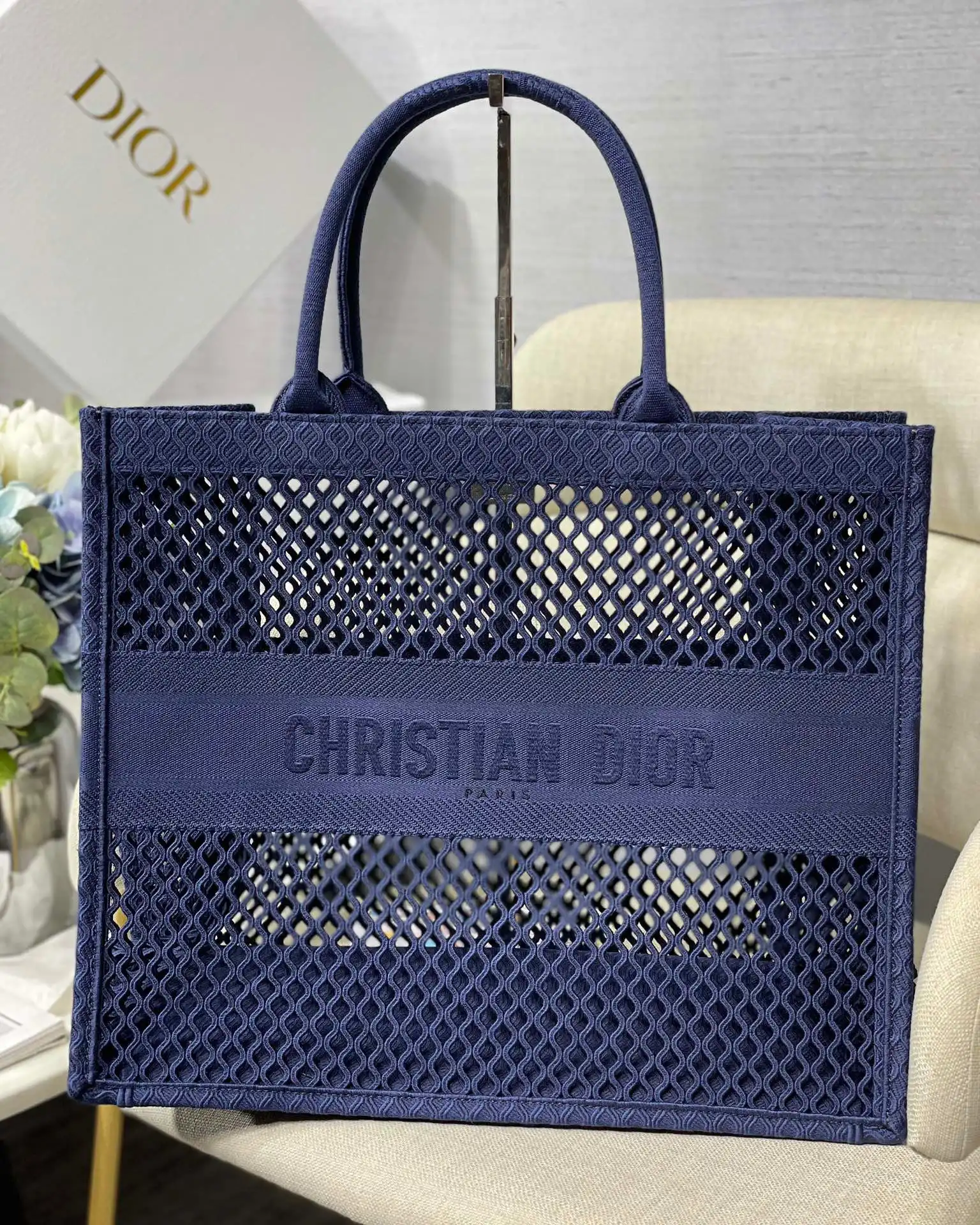 Large Diro Book Tote-42*35*18.5cm