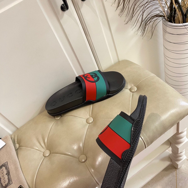 HOT SALE GUCCI Interlocking G slide sandal