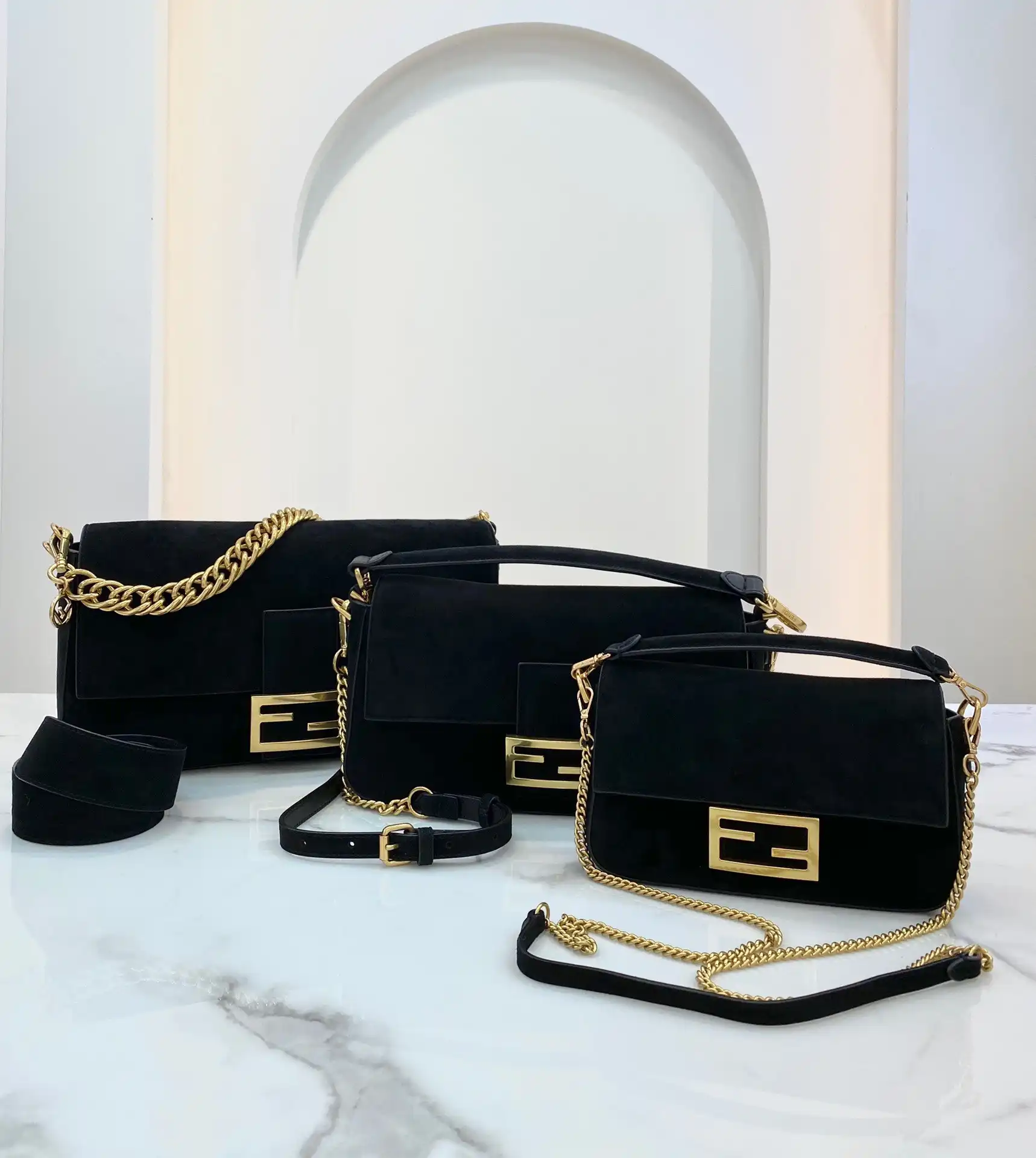 FENDI BAGUETTE