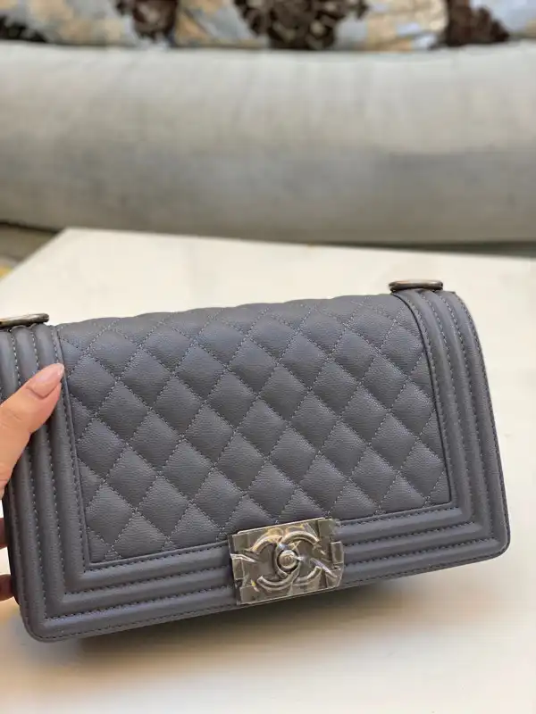 CHANEL BOY BAG 25CM