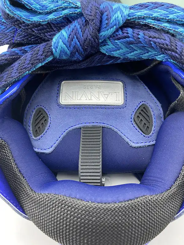 First bag ru LANVIN CURB SNEAKERS