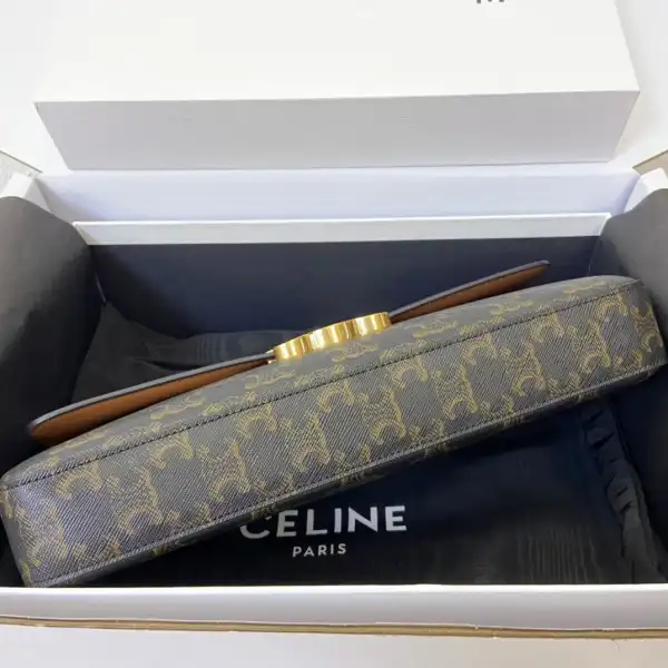 CELIN* CHAIN BAG TRIOMPHE