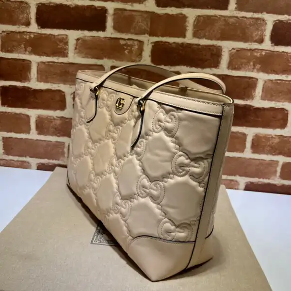 GUCCI GG matelassé leather medium tote